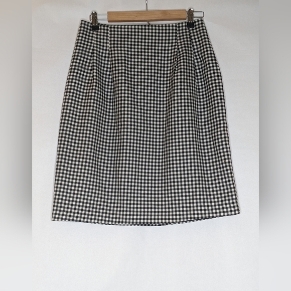 Briggs New York Dresses & Skirts - VINTAGE PENCIL SKIRT Gingham